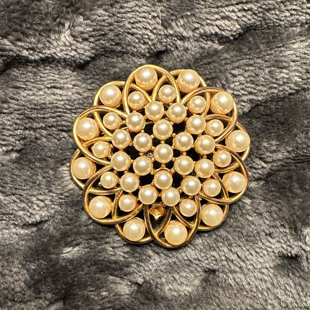 Pin
